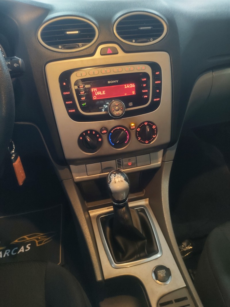 FOCUS 2.0 SEDAN 16V GASOLINA 4P MANUAL - 2009 - VALE REAL