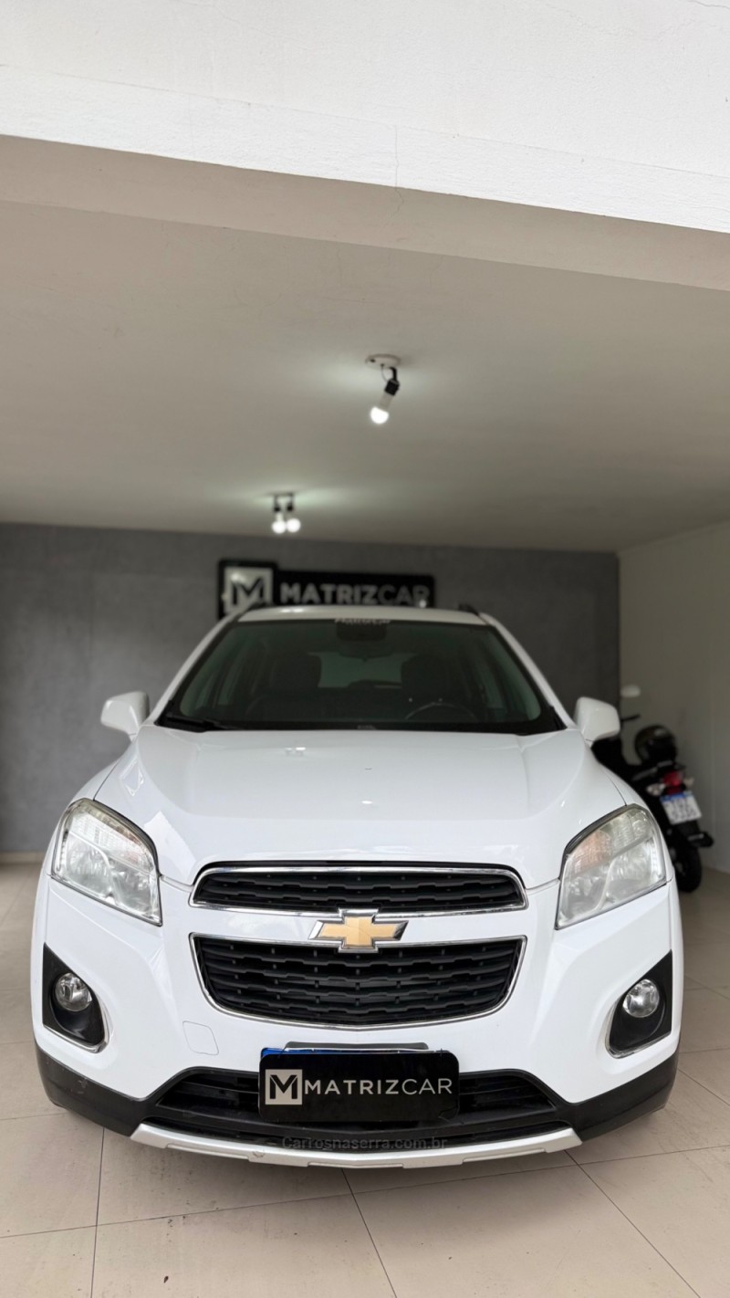 tracker 1.0 12v ltz turbo flex 4p automatico 2014 canela