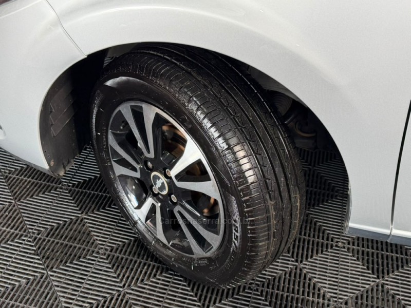 ONIX 1.4 MPFI LTZ 8V FLEX 4P MANUAL - 2016 - VACARIA