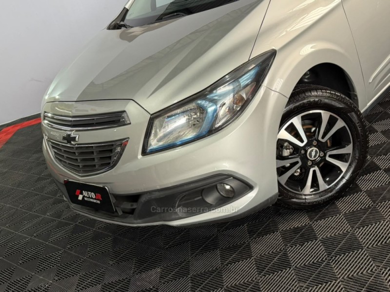 ONIX 1.4 MPFI LTZ 8V FLEX 4P MANUAL - 2016 - VACARIA