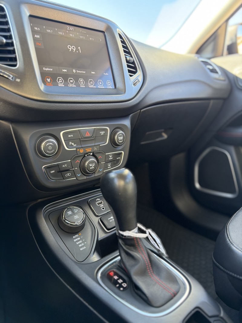 COMPASS 2.0 16V DIESEL TRAILHAWK 4X4 AUTOMÁTICO - 2018 - ANTôNIO PRADO