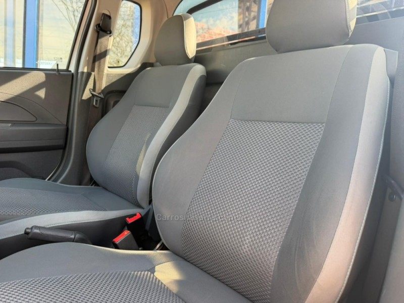 MONTANA 1.4 MPFI LS CS 8V FLEX 2P MANUAL - 2015 - LAGOA VERMELHA