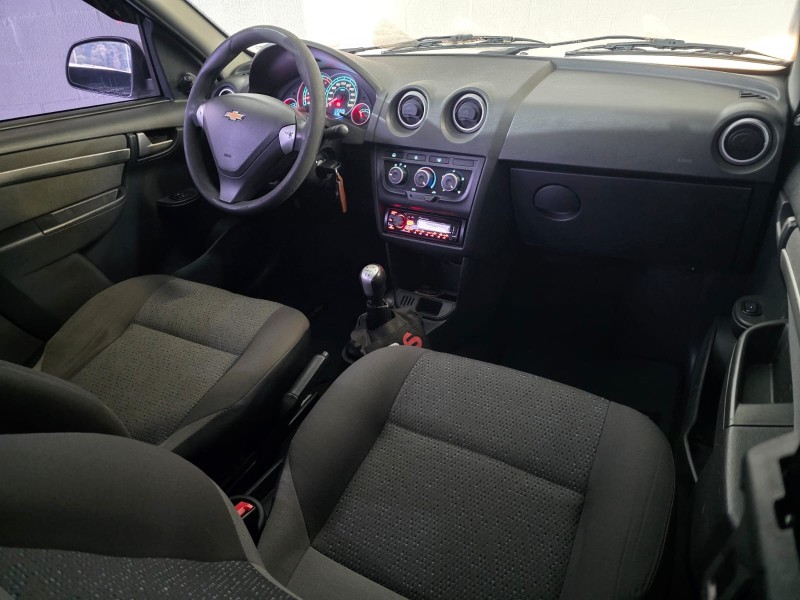 CELTA 1.0 MPFI LT 8V FLEX 4P MANUAL - 2015 - FARROUPILHA