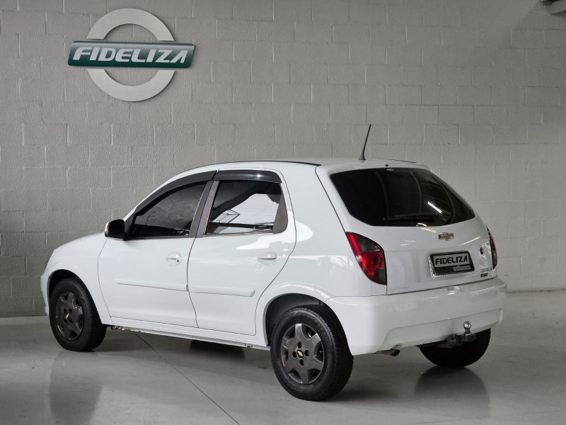 CELTA 1.0 MPFI LT 8V FLEX 4P MANUAL - 2015 - FARROUPILHA