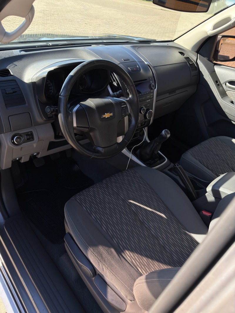 S10 2.4 LT 4X2 CD 8V FLEX 4P MANUAL - 2013 - ANTôNIO PRADO