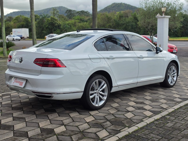 PASSAT 2.0 TSI HIGLHINE GASOLINA 4P AUTOMATIZADO - 2018 - BOM PRINCíPIO