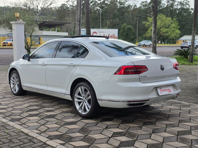 PASSAT 2.0 TSI HIGLHINE GASOLINA 4P AUTOMATIZADO - 2018 - BOM PRINCíPIO