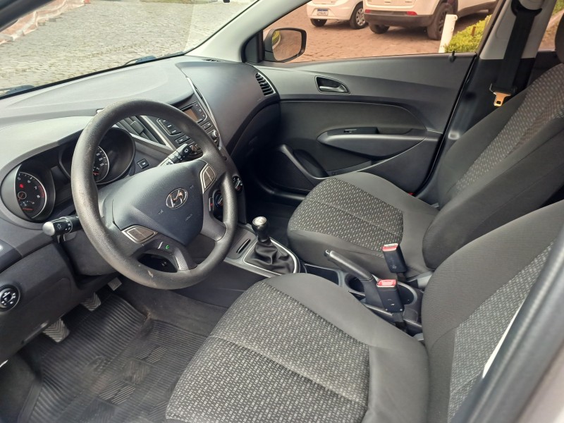 HB20 1.0 COMFORT 16V FLEX 4P MANUAL - 2019 - FLORES DA CUNHA