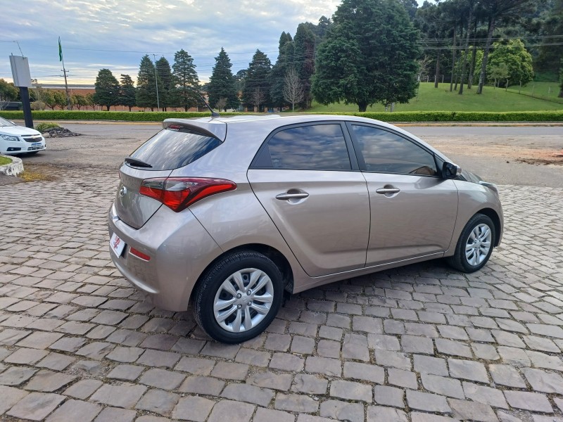 HB20 1.0 COMFORT 16V FLEX 4P MANUAL - 2019 - FLORES DA CUNHA