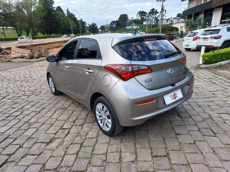 HB20 1.0 COMFORT 16V FLEX 4P MANUAL - 2019 - FLORES DA CUNHA