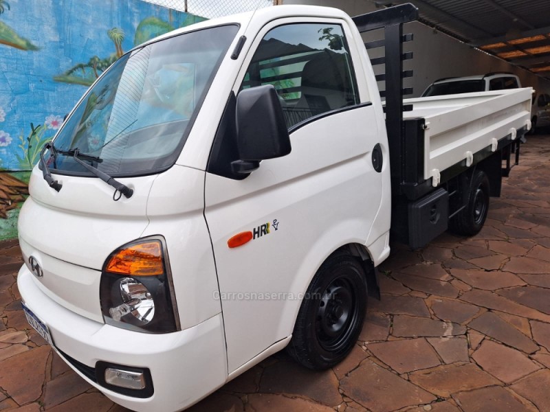 hr 2.5 tci hd longo com cacamba 4x2 8v 97cv turbo intercooler diesel 2p manual 2014 caxias do sul