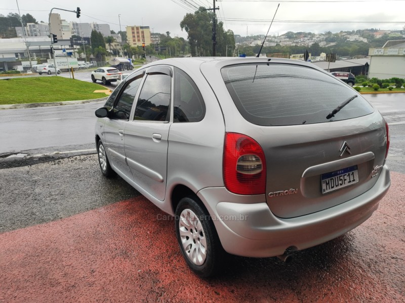 XSARA PICASSO 2.0 GLX 16V GASOLINA 4P MANUAL - 2004 - FARROUPILHA