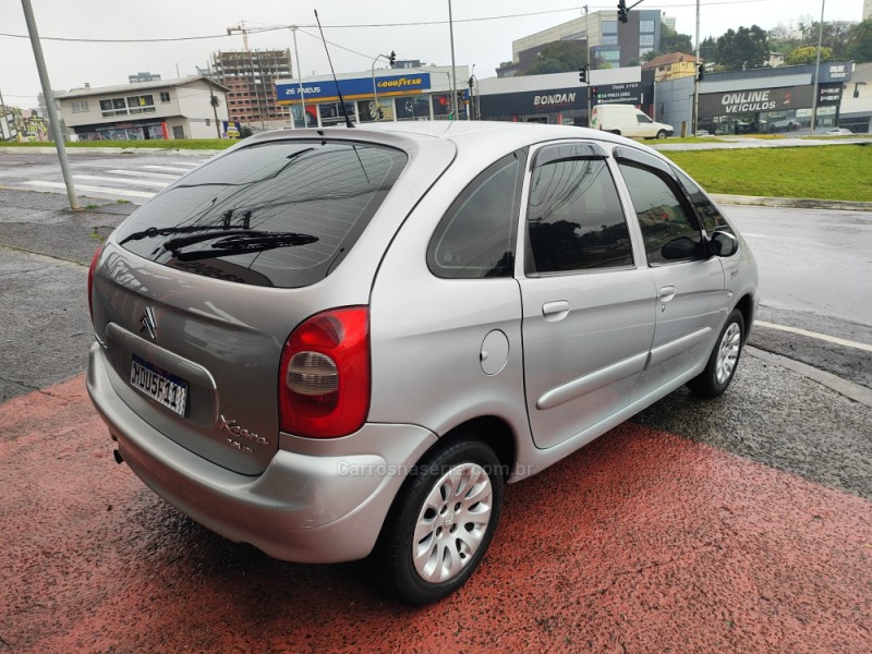 XSARA PICASSO 2.0 GLX 16V GASOLINA 4P MANUAL - 2004 - FARROUPILHA
