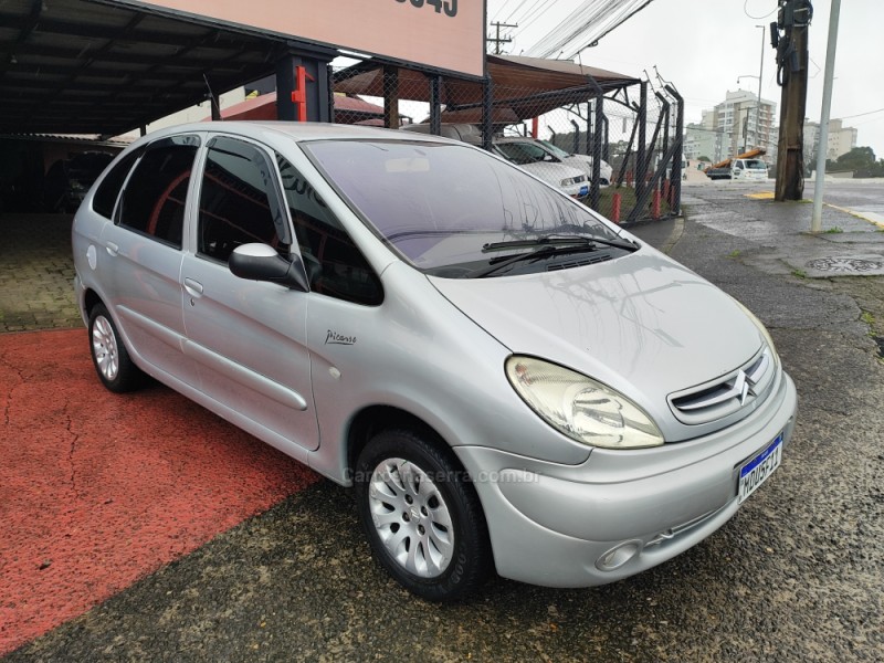 XSARA PICASSO 2.0 GLX 16V GASOLINA 4P MANUAL - 2004 - FARROUPILHA