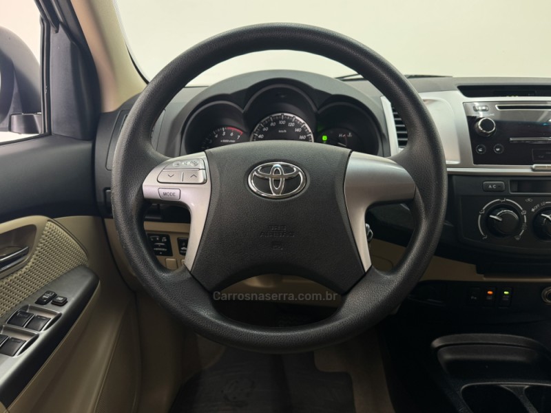 HILUX SW4 2.7 SR 7 LUGARES 4X2 16V FLEX 4P AUTOMÁTICO - 2015 - CARLOS BARBOSA