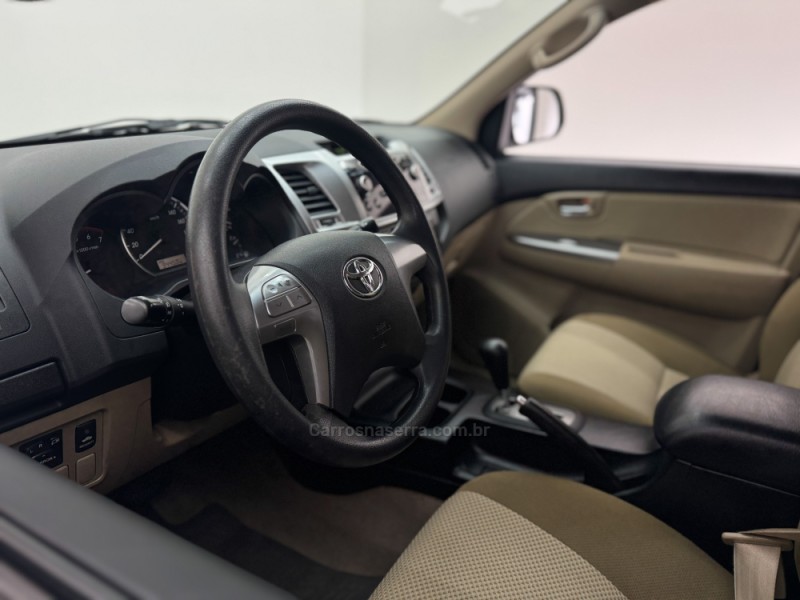 HILUX SW4 2.7 SR 7 LUGARES 4X2 16V FLEX 4P AUTOMÁTICO - 2015 - CARLOS BARBOSA