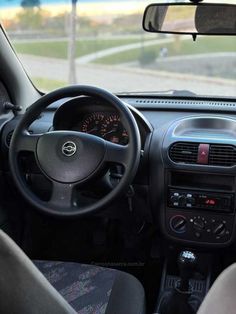 CORSA 1.0 MPFI JOY 8V GASOLINA 4P MANUAL - 2005 - FLORES DA CUNHA