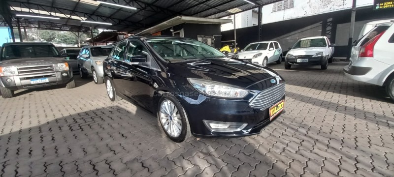 focus 2.0 titanium fastback 16v flex 4p automatico 2016 caxias do sul