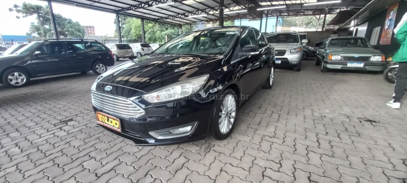 FOCUS 2.0 TITANIUM FASTBACK 16V FLEX 4P AUTOMÁTICO - 2016 - CAXIAS DO SUL