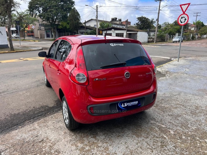 PALIO 1.0 MPI ATTRACTIVE 8V FLEX 4P MANUAL - 2012 - VENâNCIO AIRES