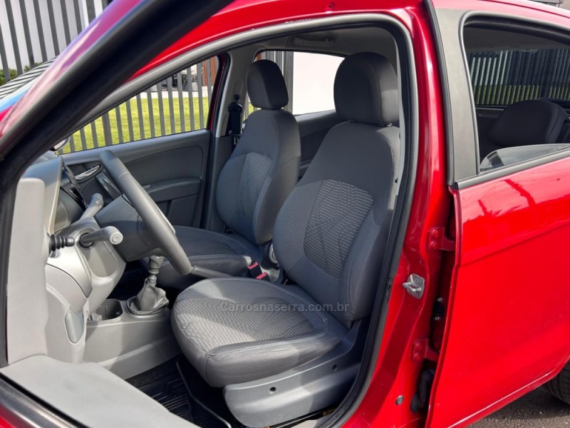 PALIO 1.0 MPI ATTRACTIVE 8V FLEX 4P MANUAL - 2012 - VENâNCIO AIRES