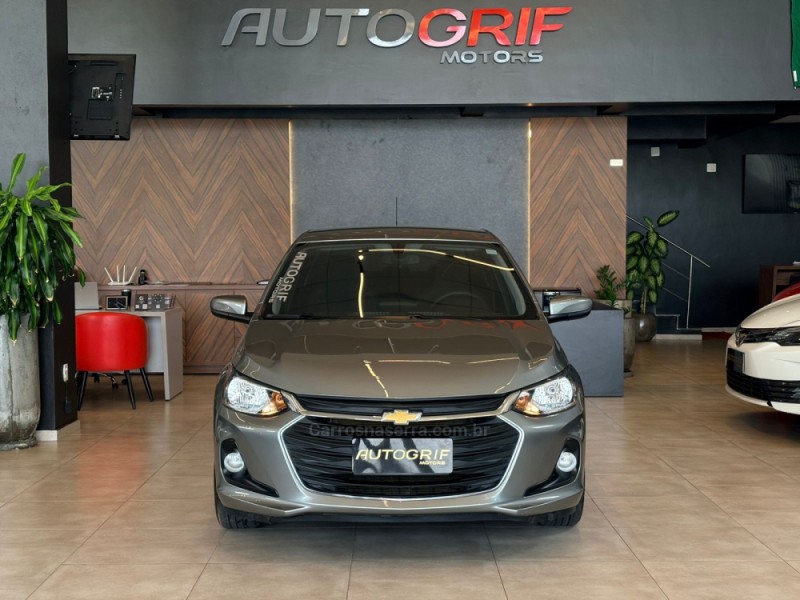 ONIX 1.0 LT2 PLUS 12V FLEX 4P MANUAL - 2024 - CAMPO BOM