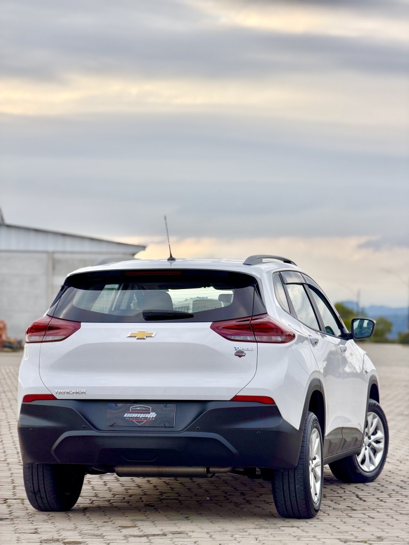 TRACKER 1.0 12V TURBO FLEX 4P AUTOMÁTICO - 2023 - ANTôNIO PRADO