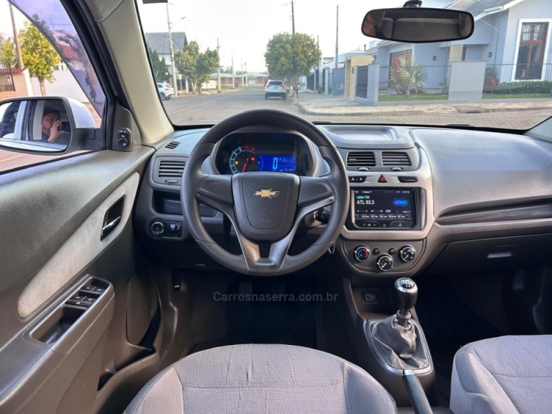 COBALT 1.4 MPFI LTZ 8V FLEX 4P MANUAL - 2014 - VENâNCIO AIRES