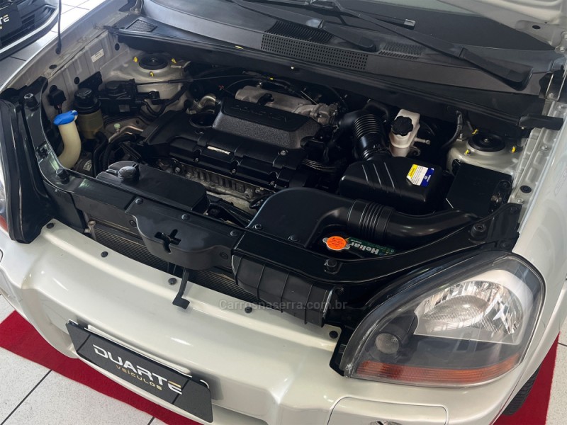 TUCSON 2.0 MPFI GLS 16V 143CV 2WD GASOLINA 4P AUTOMÁTICO - 2014 - PORTO ALEGRE