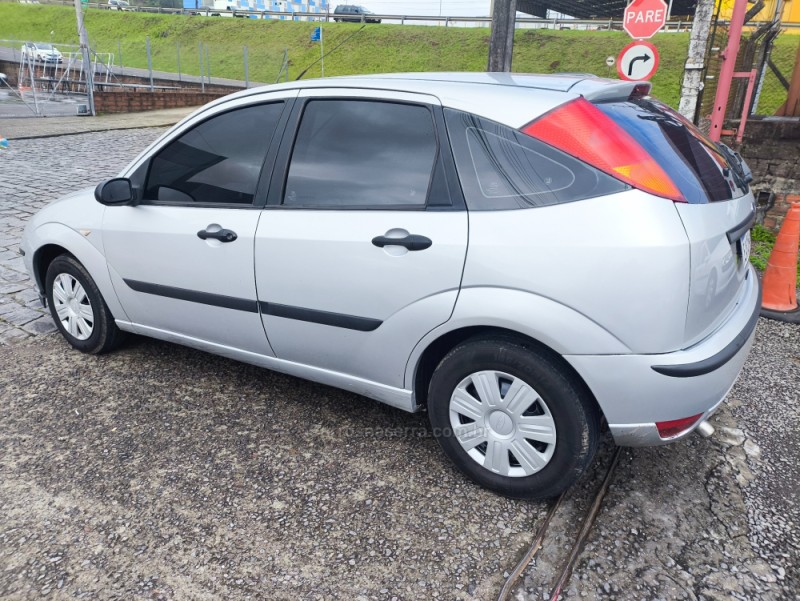 FOCUS 1.6 GL 8V FLEX 4P MANUAL - 2008 - FARROUPILHA