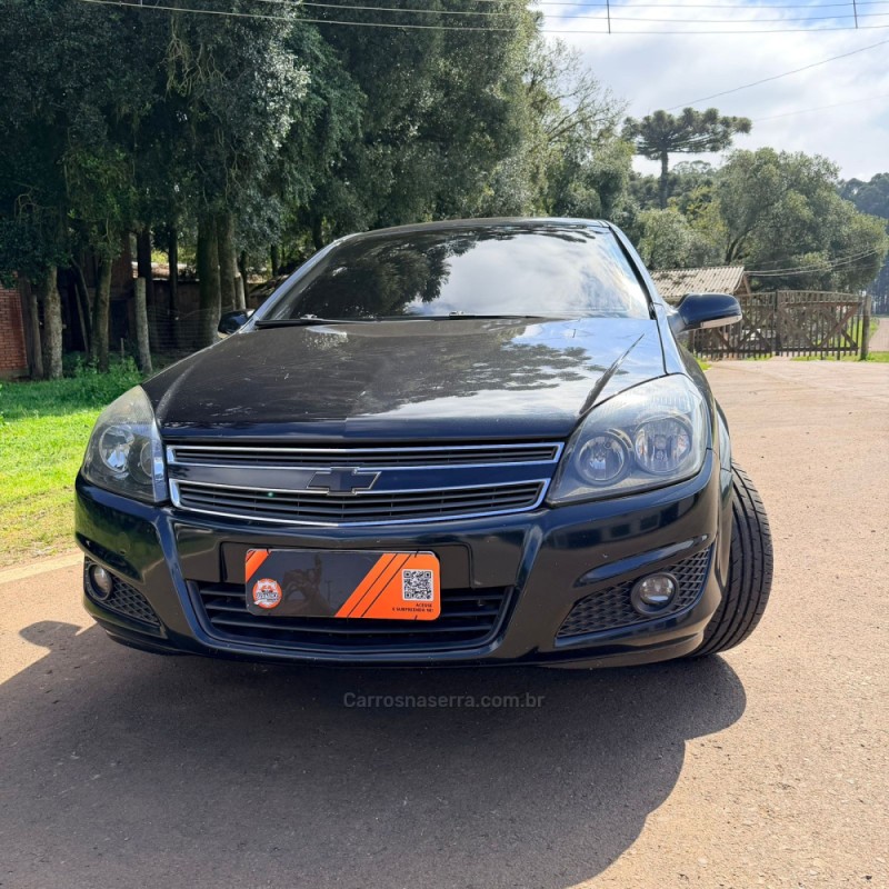 VECTRA 2.0 MPFI GT HATCH 8V FLEX 4P MANUAL - 2011 - VACARIA