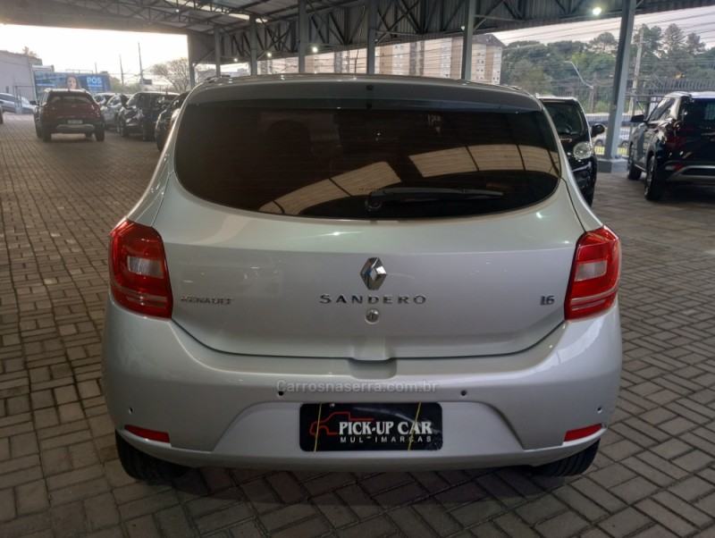 SANDERO 1.6 EXPRESSION 8V FLEX 4P MANUAL - 2015 - CAXIAS DO SUL