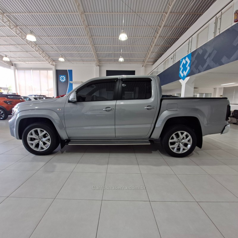 AMAROK 3.0 V6 TDI HIGHLINE CD DIESEL 4MOTION AUTOMÁTICO - 2025 - SANTA CRUZ DO SUL