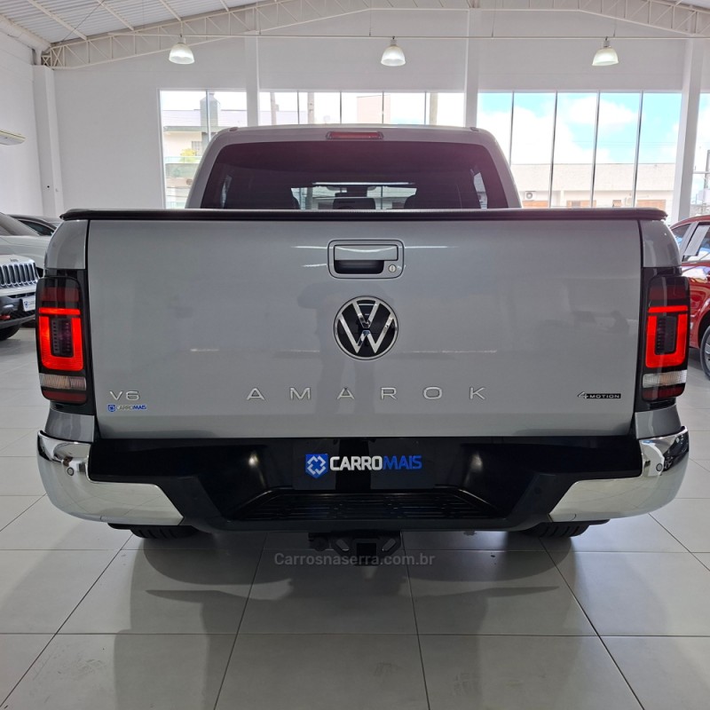 AMAROK 3.0 V6 TDI HIGHLINE CD DIESEL 4MOTION AUTOMÁTICO - 2025 - SANTA CRUZ DO SUL