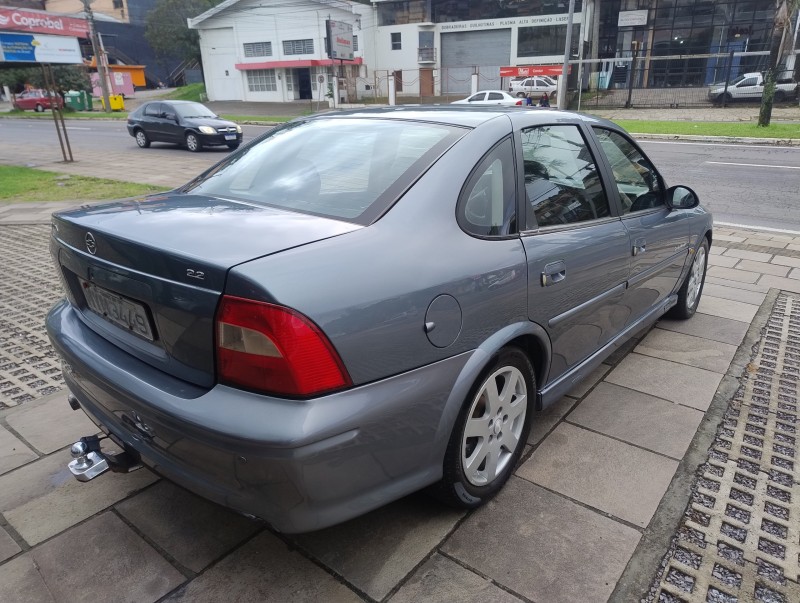 VECTRA 2.2 MPFI CHALLENGE 16V GASOLINA 4P MANUAL - 2001 - CAXIAS DO SUL