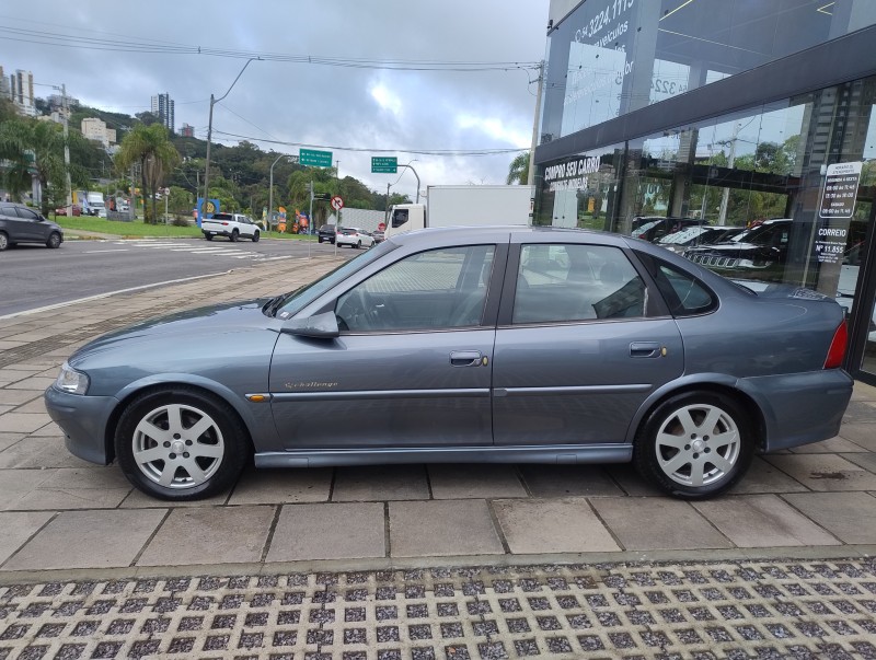 VECTRA 2.2 MPFI CHALLENGE 16V GASOLINA 4P MANUAL - 2001 - CAXIAS DO SUL