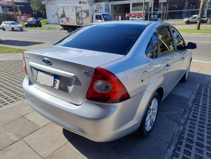 FOCUS 2.0 GLX SEDAN 16V FLEX 4P MANUAL - 2011 - CAXIAS DO SUL