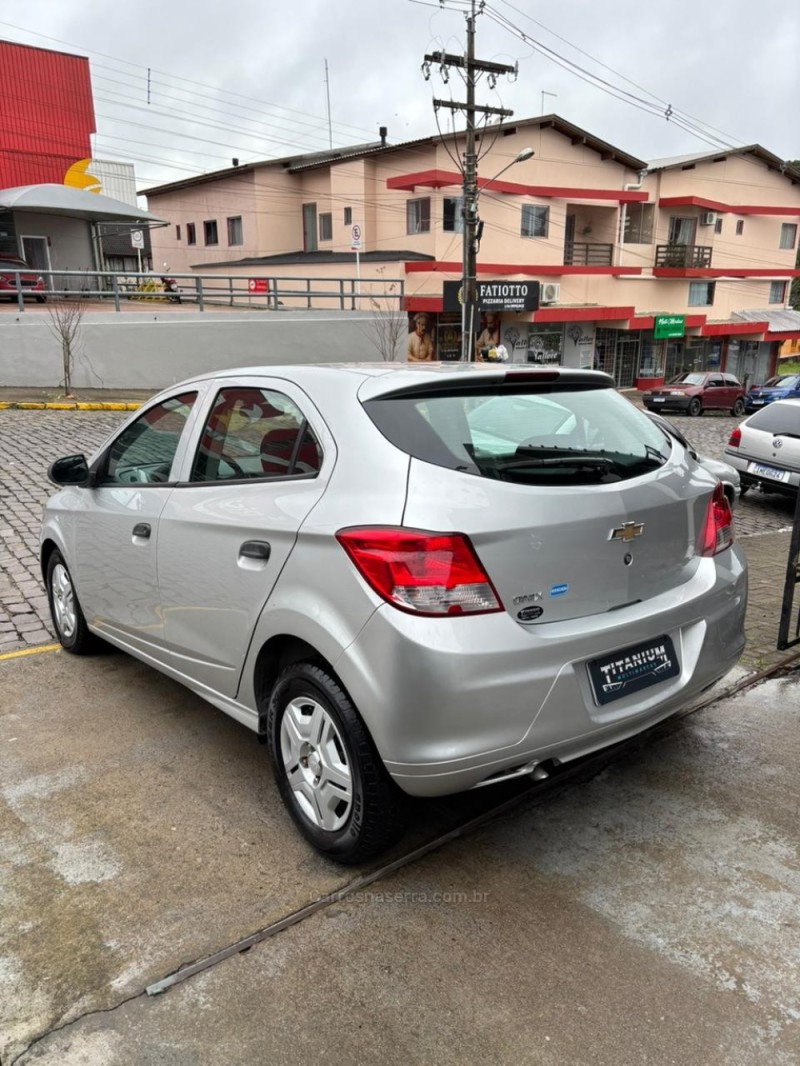 ONIX 1.0 LT 8V FLEX 4P MANUAL - 2018 - SãO FRANCISCO DE PAULA