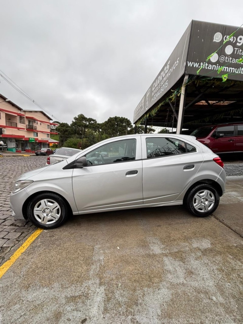ONIX 1.0 LT 8V FLEX 4P MANUAL - 2018 - SãO FRANCISCO DE PAULA