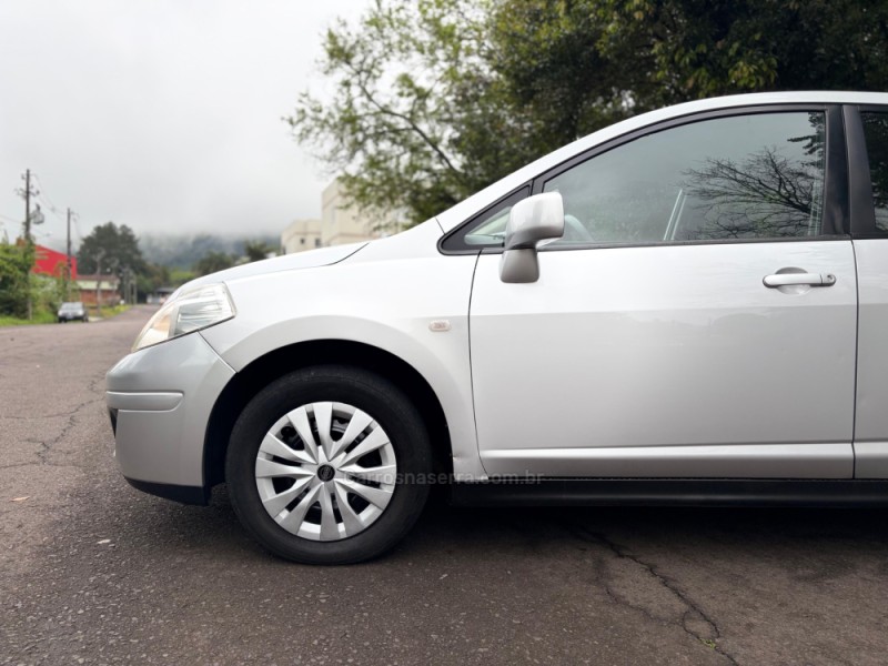 TIIDA 1.8 SEDAN 16V FLEX 4P MANUAL - 2012 - FELIZ