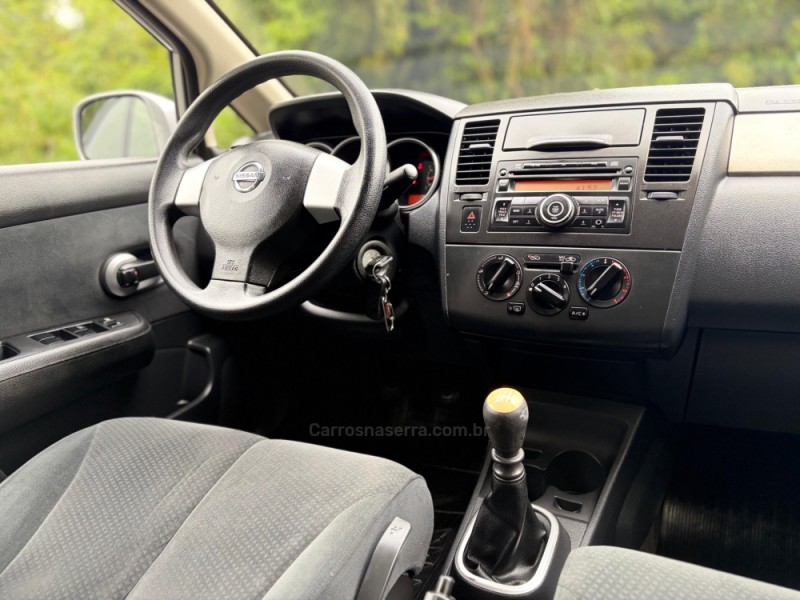 TIIDA 1.8 SEDAN 16V FLEX 4P MANUAL - 2012 - FELIZ
