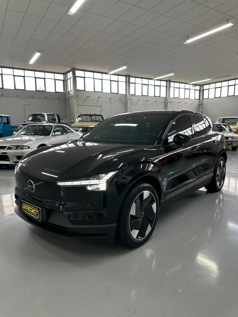 Volvo Ex30 51 KW ELÉTRICO CORE 2026