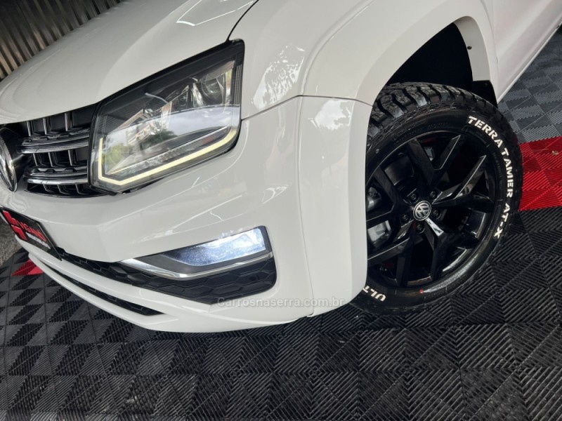 AMAROK 3.0 V6 TDI HIGHLINE CD DIESEL 4MOTION AUTOMÁTICO - 2019 - CAXIAS DO SUL