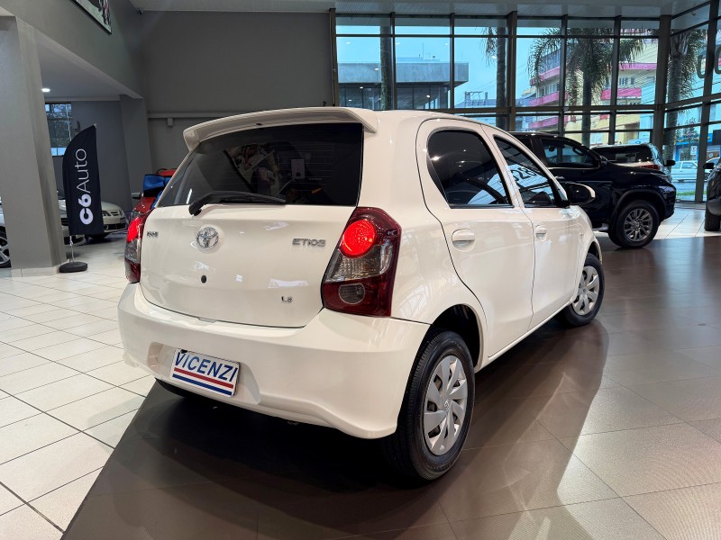 ETIOS 1.3 X 16V FLEX 4P MANUAL - 2020 - FARROUPILHA