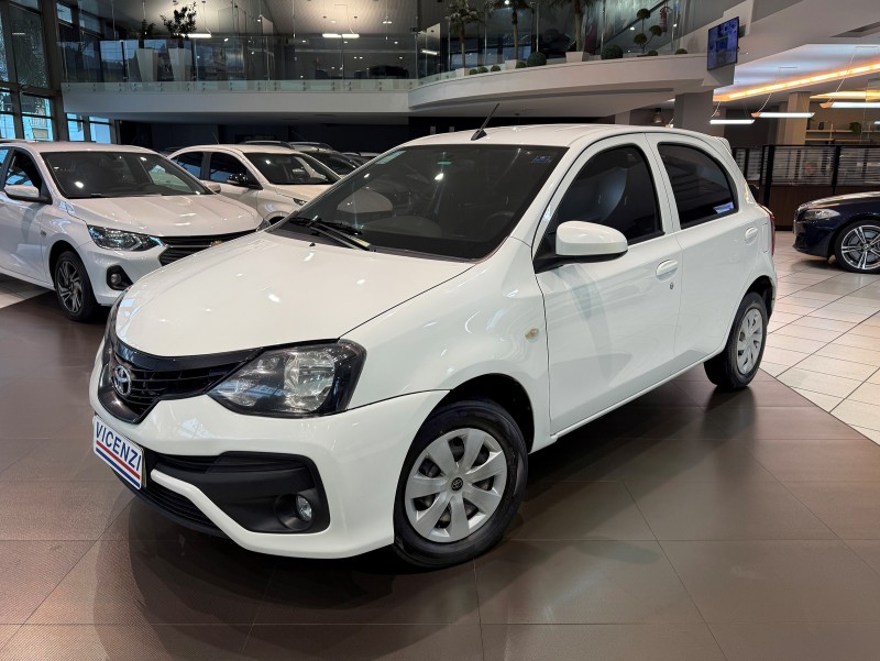 ETIOS 1.3 X 16V FLEX 4P MANUAL - 2020 - FARROUPILHA