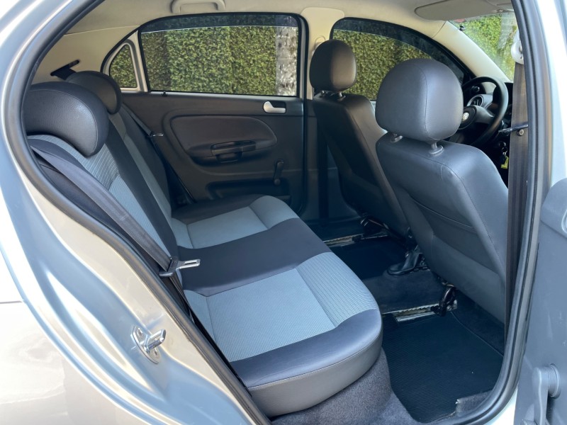 GOL 1.0 MI 8V FLEX 4P MANUAL G.V - 2012 - CAXIAS DO SUL