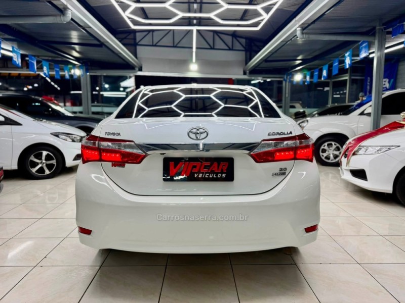 COROLLA 2.0 ALTIS 16V FLEX 4P AUTOMÁTICO - 2016 - ESTâNCIA VELHA