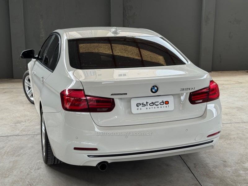 320I 2.0 16V TURBO ACTIVE FLEX 4P AUTOMÁTICO - 2018 - NOVO HAMBURGO