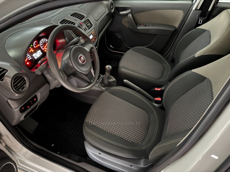 SIENA 1.6 MPI ESSENCE 16V FLEX 4P MANUAL - 2015 - CAXIAS DO SUL