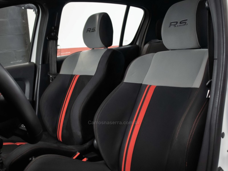 SANDERO 2.0 RS 16V FLEX 4P MANUAL - 2021 - CAXIAS DO SUL